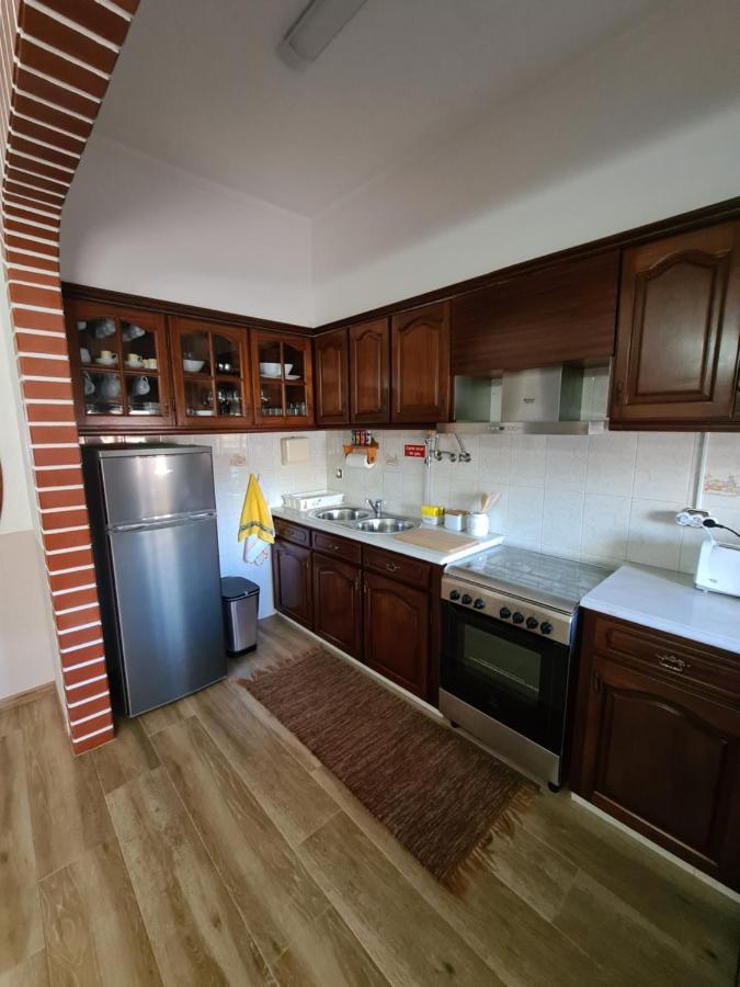 Gomes & Fortunato House Casais Brancos Εξωτερικό φωτογραφία