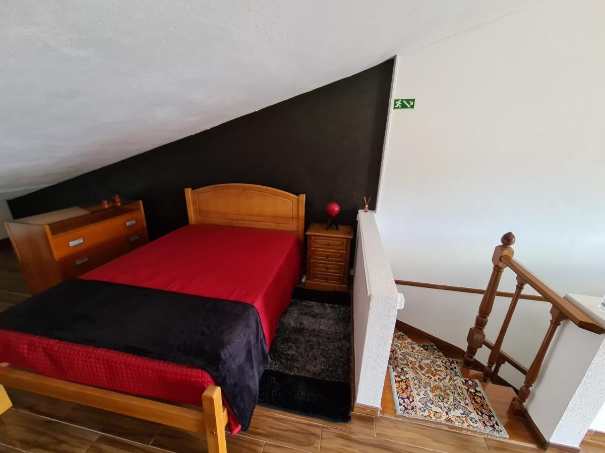 Gomes & Fortunato House Casais Brancos Εξωτερικό φωτογραφία